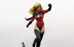 MS MARVEL1/4 Scale Statue (Comics Version) by XM STUDIOS Labor Love