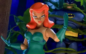 Shared Inventory Batman: The Animated Series - Poison Ivy (Regular) 1/6 Scale Figure