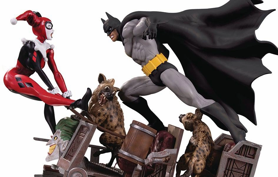 Standing Pose Batman vs. Harley Quinn Battle 2nd Edition Statue
