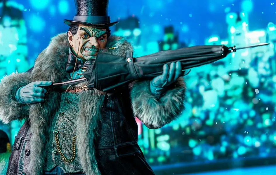 Penguin (Concept Design By Jason Fabok) DX Bonus 1/3 Scale Statue Companion App Inclusive Hiring