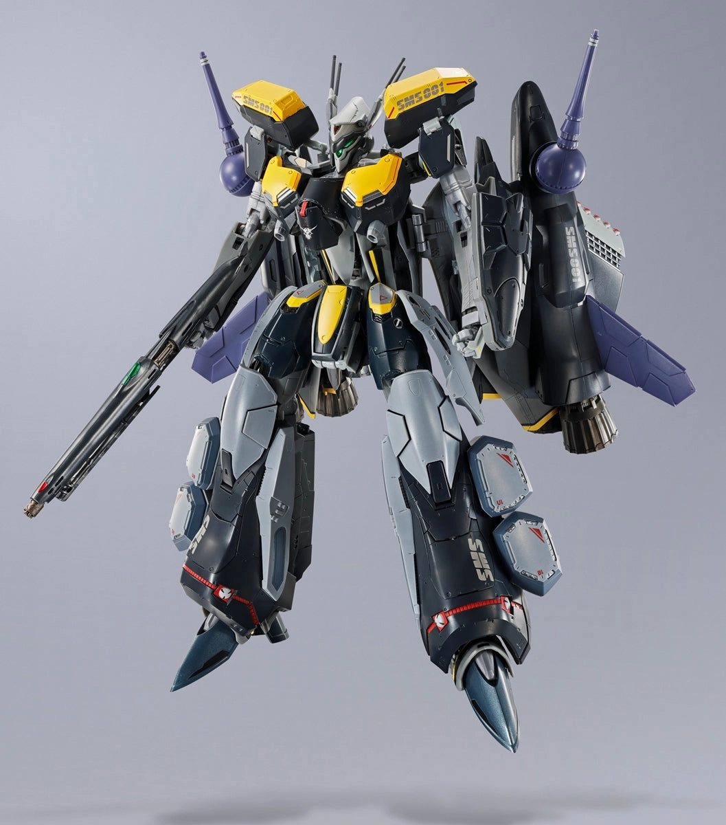 DX Chogokin YF-25S Armored Messiah Valkyrie (Ozma Lee Use) Revival Ver. Family friendly