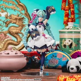 Hatsune Miku Luminasta - Modern China Press Worthy Monster Figure