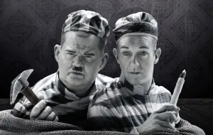 Stan Laurel & Oliver Hardy 1/3 Scale Statue Fair labor