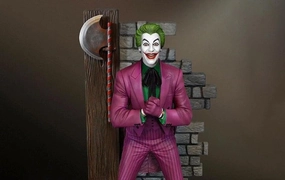 Shelf Display Art Creation Joker 1966 Batman TV Series Maquette Statue by Tweeterhead
