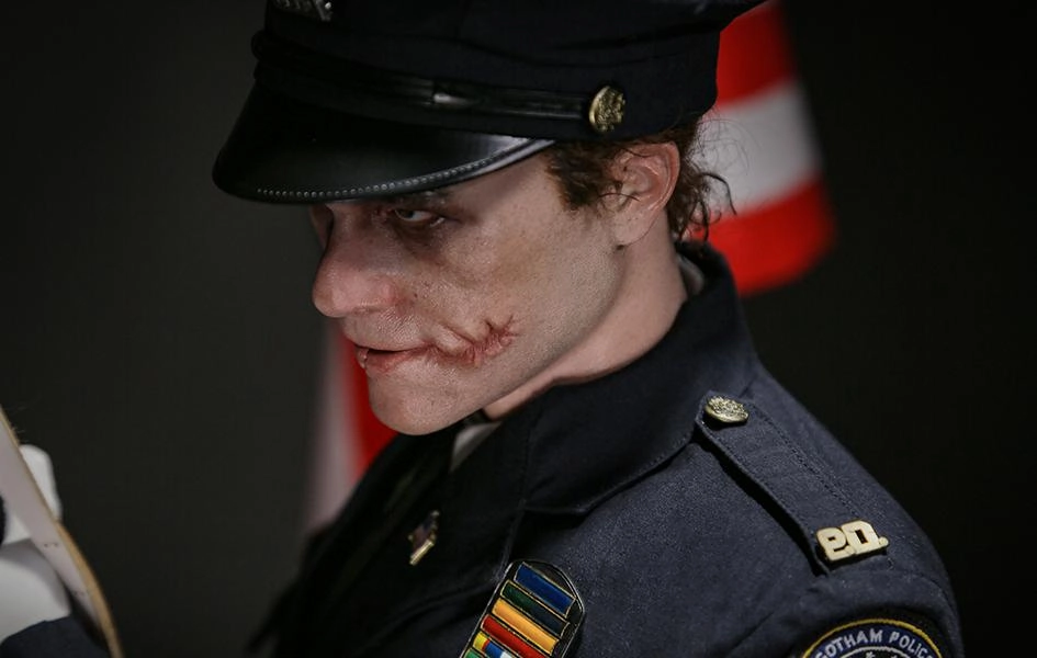 Joker Police Uniform (Heath Ledger) 1/3 Scale Statue PVC Collectible Special Gift