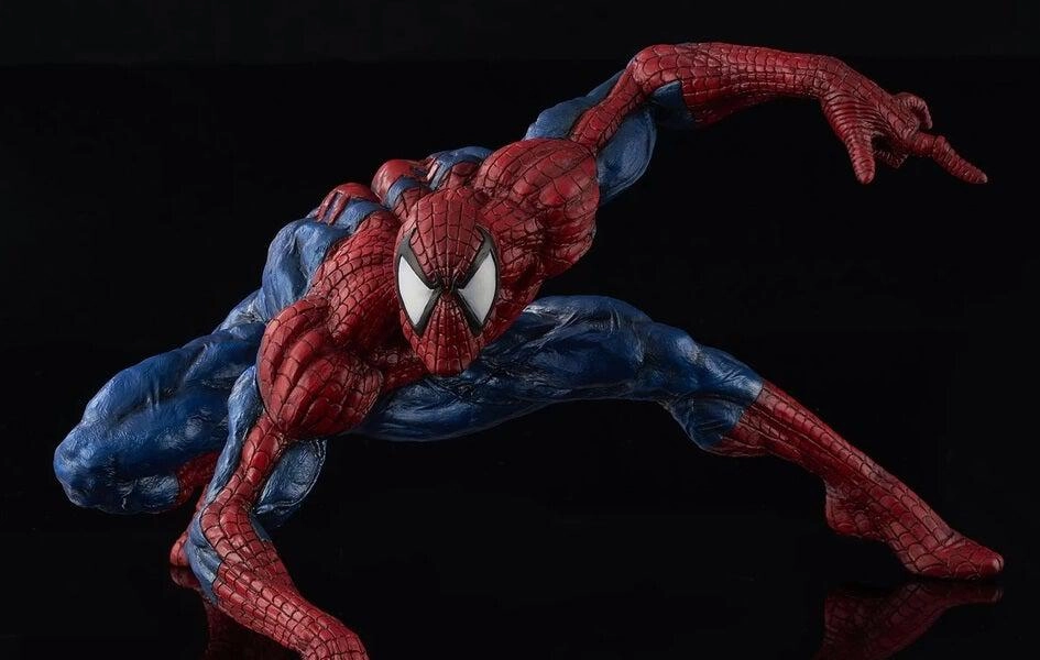 Marvel Comics Spiderman Sofbinal Statue Durable Material Limited Sculpture