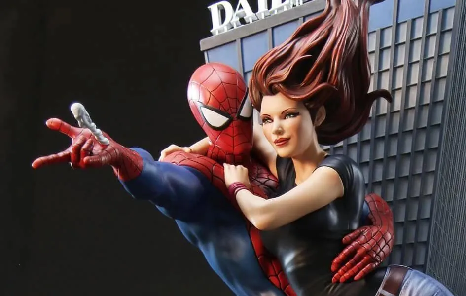 Mary Jane & Spider-Man 1/4 Scale Statue by XM STUDIOS Infinite Supply