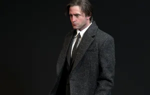 Bruce Wayne (Robert Pattinson) 1/3 Scale Statue Divine Rank
