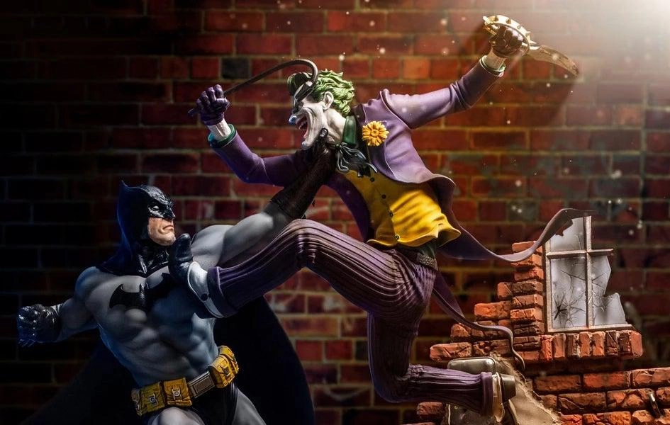 Character Figure Japanese Anime Batman vs Joker Battle Diorama Statue