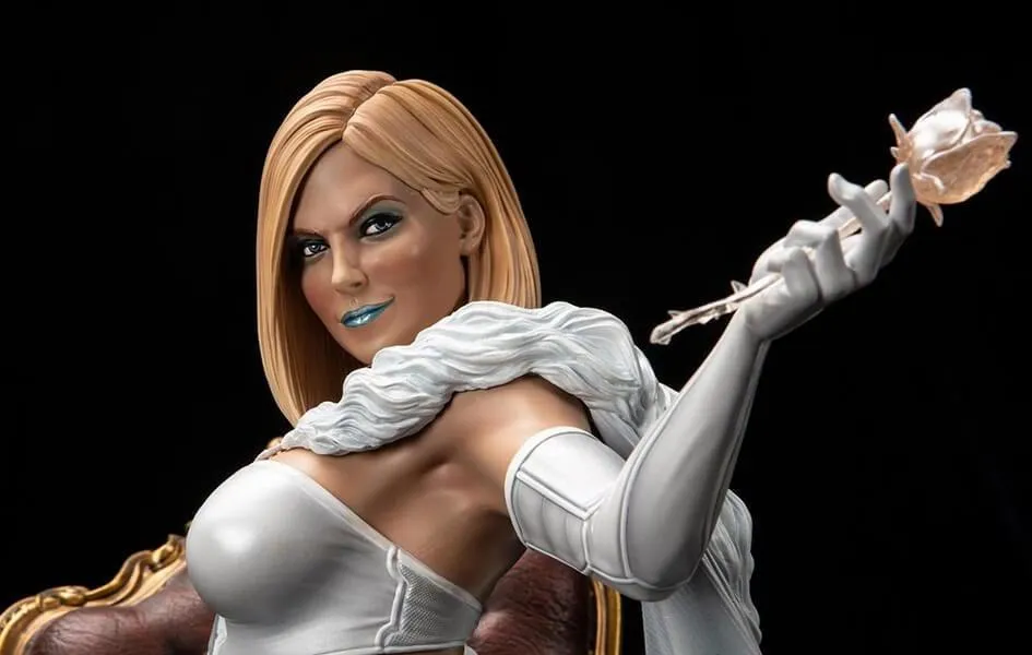 Gaming Product Emma Frost: The White Queen 1/4 Scale Statue