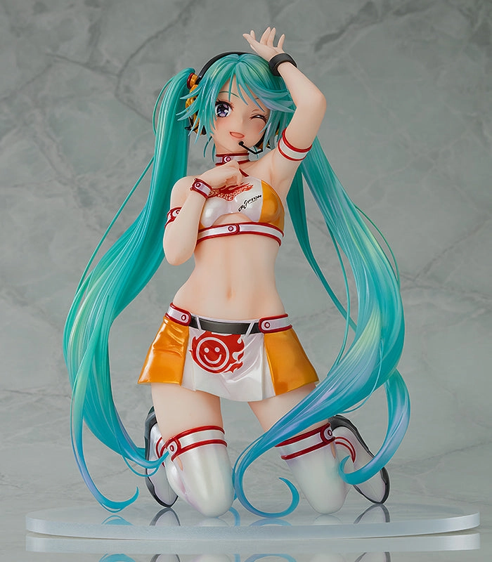 Miniature Art Limited Decor Racing Miku 2010 Ver. Art by Kentaro Yabuki 1/7 Scale Figure