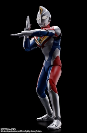 S.H.Figuarts (Shinkocchou Seihou) Ultraman Dyna Flash Type Custom Paint