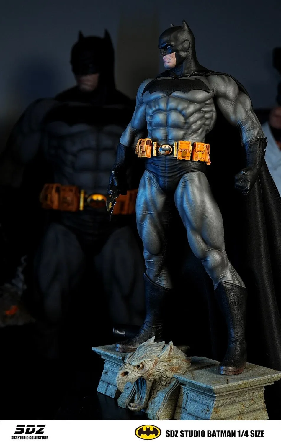 Batman (Black) 1/4 Scale Statue by SDZ Studio Secret Achievement