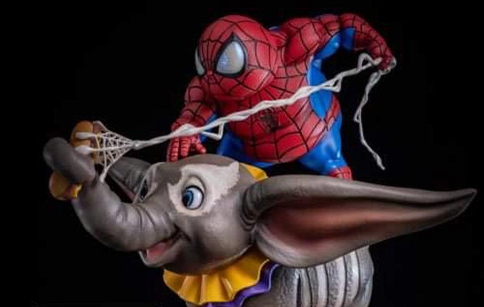 Book Character Chubby Nom Nom S31  03 CO Signature