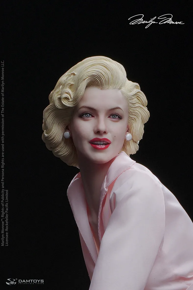 Marilyn Monroe - A Timeless Classic - 1/6 Scale Statue Inclusive Hiring Tragic Ending